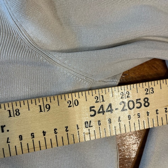 Chicos tan turtleneck sweater size 3 or XL silk blend - Picture 3 of 6